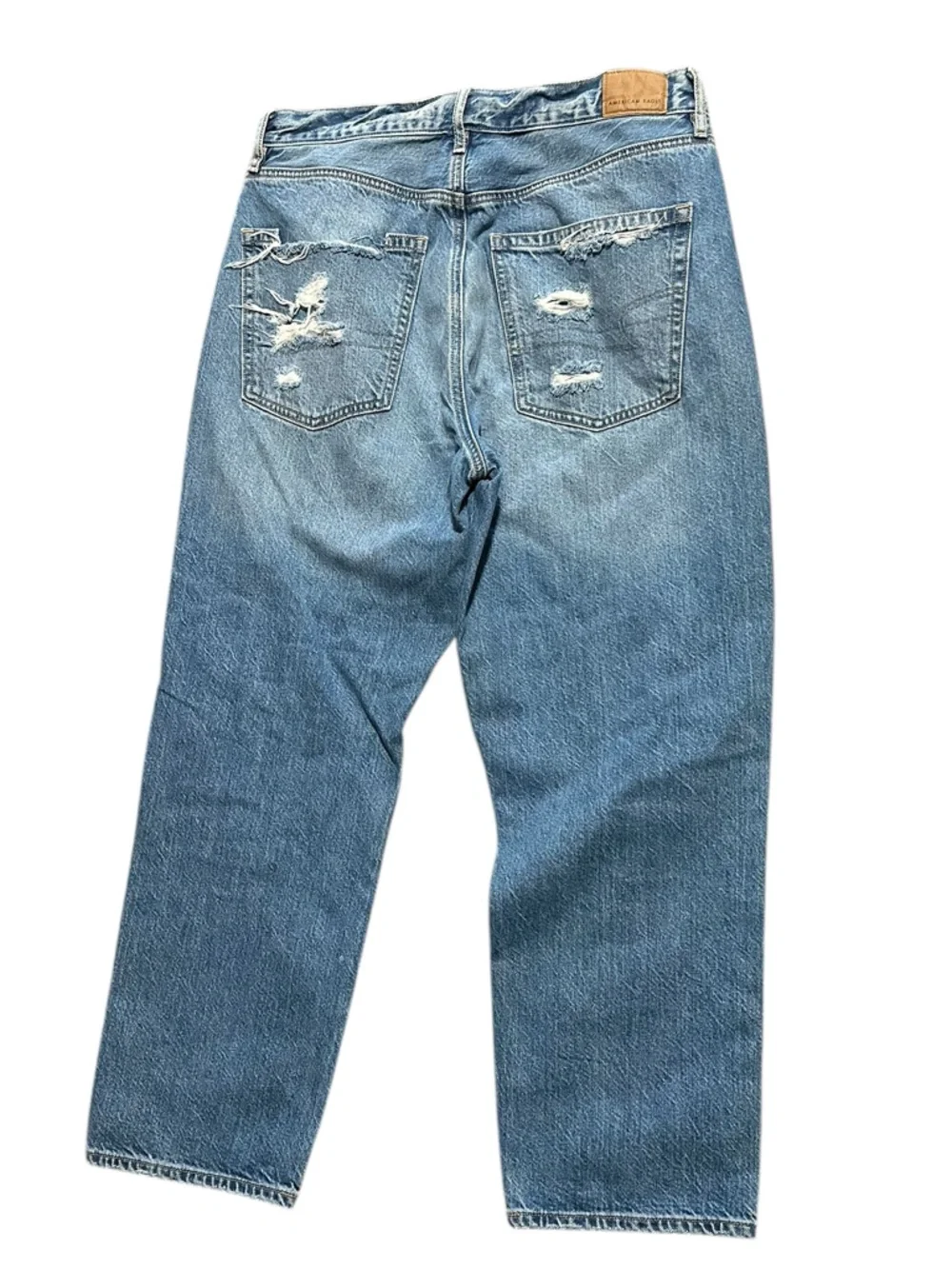 American Eagle Outfitters Ripped Relaxed Jeans 8 Short - Picture 2 of 6